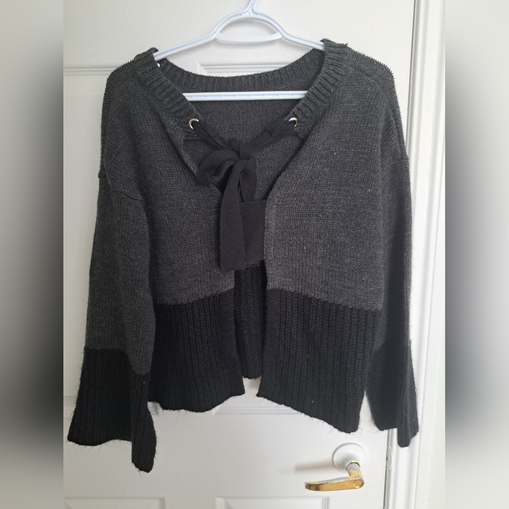 Devoted Sweater - Picture 2 of 4